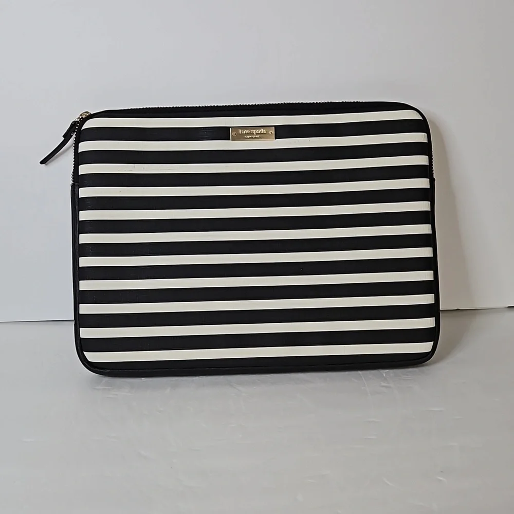 Kate Spade New York padded Laptop/ Tablet Case Black and White Strip Pre-